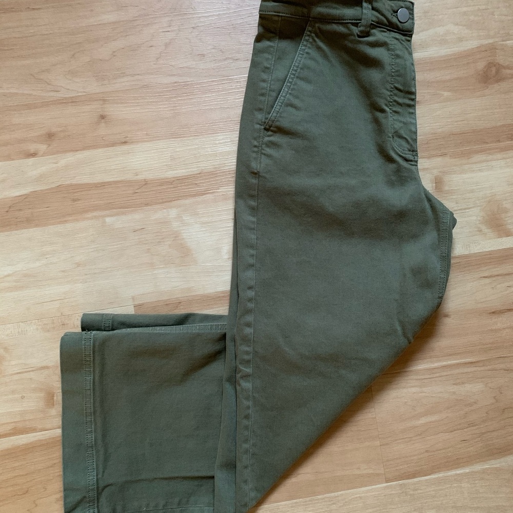 Everlane Olive Cropped Pants